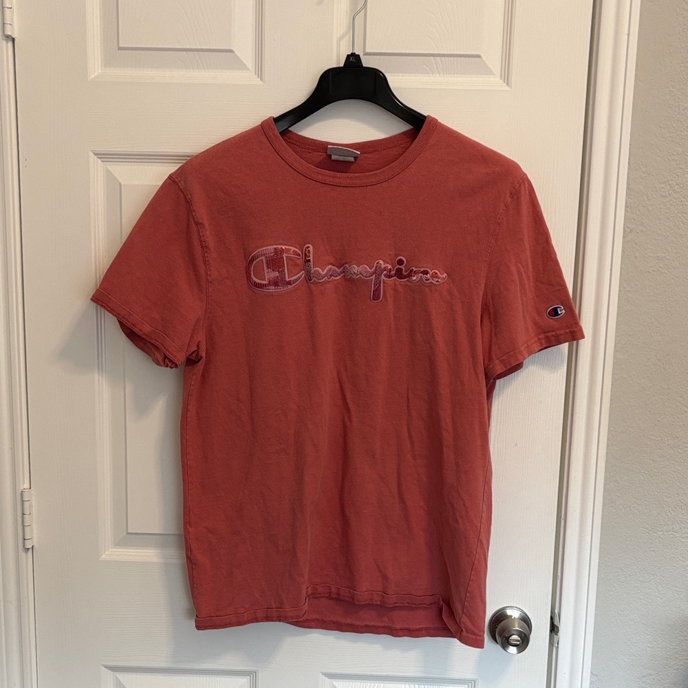 Champion Men's Short Sleeve Tee in Red m21